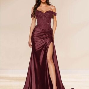 Maroon Prom Dress (Lavetir)